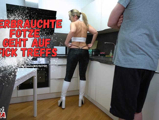 AnnabelMassina @ Verbrauchte Milf kriegt nicht genug...