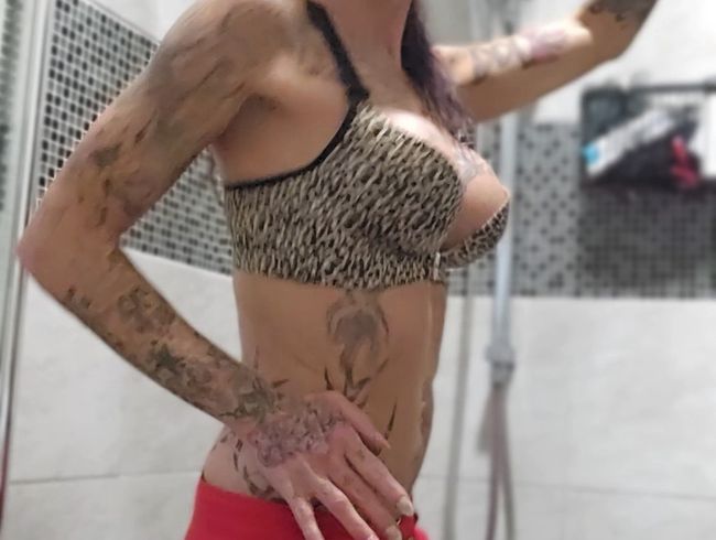 Heißer Strip unter der Dusche von SEXY SHILOH