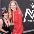 Versauter Piss im Parkhaus mit Wet-Wonder & Bikergirl-97